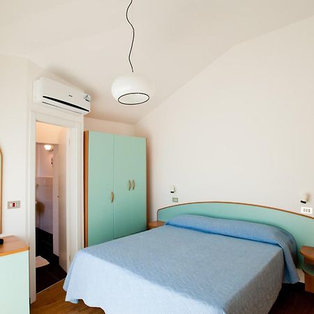 רימיני Albergo Villa Mauri מראה חיצוני תמונה