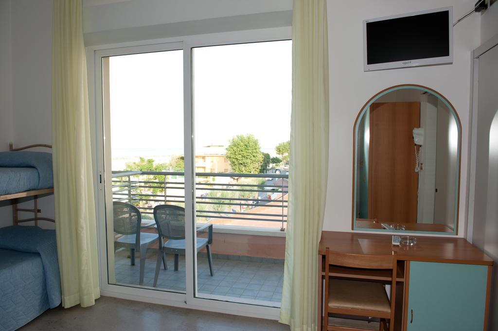 רימיני Albergo Villa Mauri מראה חיצוני תמונה