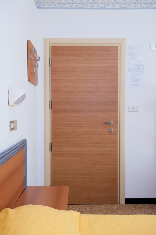 רימיני Albergo Villa Mauri מראה חיצוני תמונה