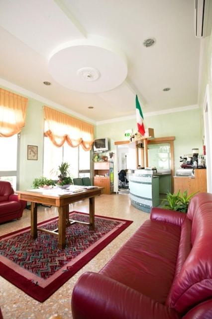רימיני Albergo Villa Mauri מראה חיצוני תמונה